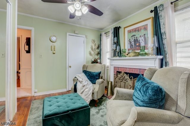 284 W End Ave, Newark City, NJ 07106