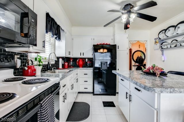 284 W End Ave, Newark City, NJ 07106