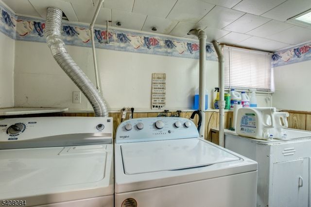 284 W End Ave, Newark City, NJ 07106