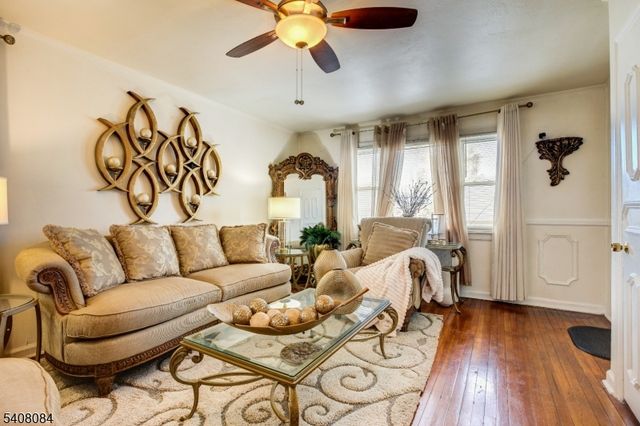 284 W End Ave, Newark City, NJ 07106