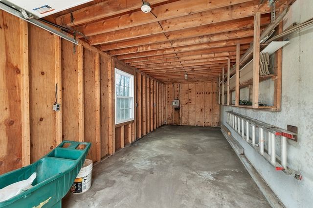 716 Exeter Road, Hampton, NH 03842