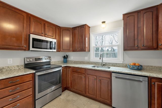 716 Exeter Road, Hampton, NH 03842