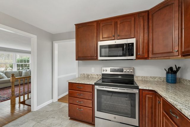 716 Exeter Road, Hampton, NH 03842