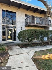 4933 AMERICANA DR #108, Annandale, VA 22003