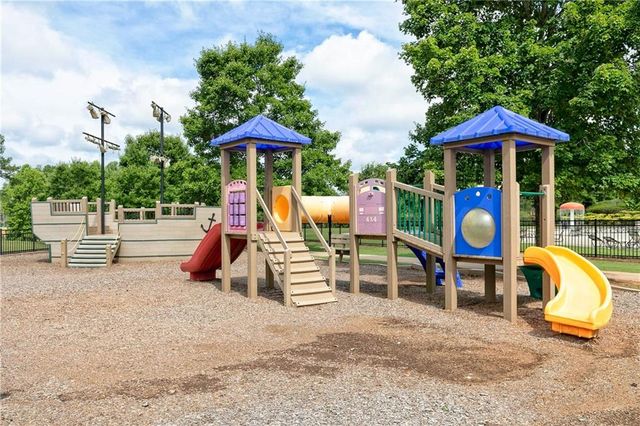 585 Hanover Drive, Villa Rica, GA 30180