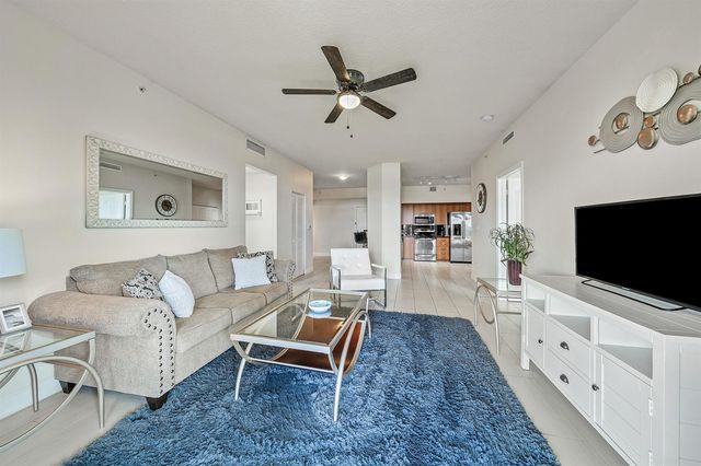 255 NE 3rd Avenue 2503, Delray Beach, FL 33444