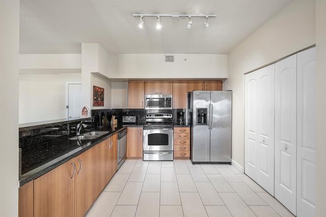 255 NE 3rd Avenue 2503, Delray Beach, FL 33444