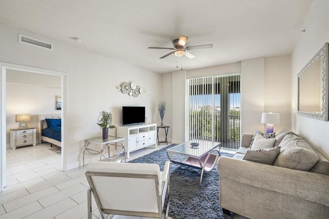 255 NE 3rd Avenue 2503, Delray Beach, FL 33444