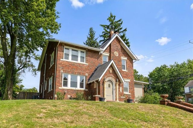 7343 Forest Avenue, Kansas City, MO 64131