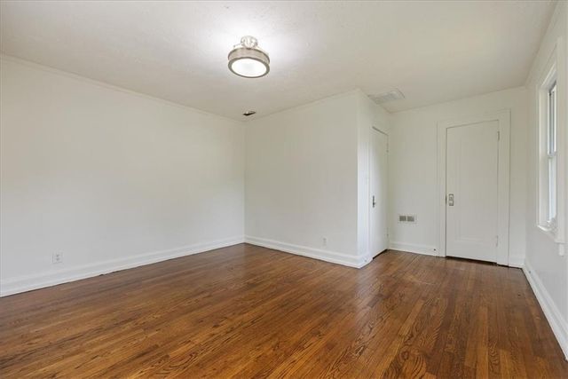 7343 Forest Avenue, Kansas City, MO 64131