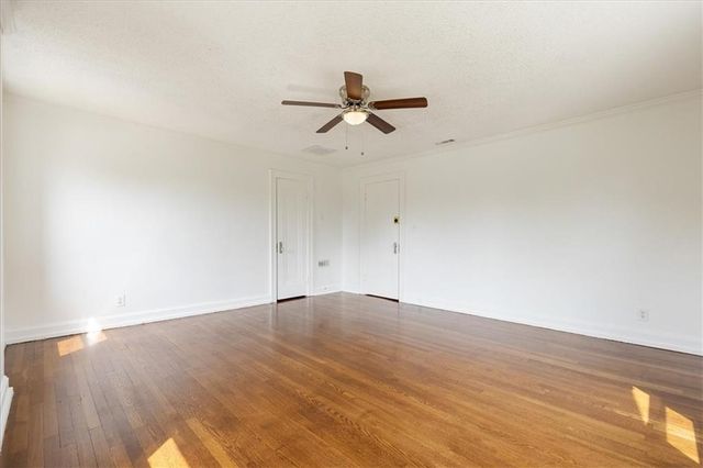 7343 Forest Avenue, Kansas City, MO 64131