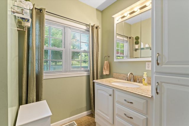 61140 Lenawee Road, Cassopolis, MI 49031