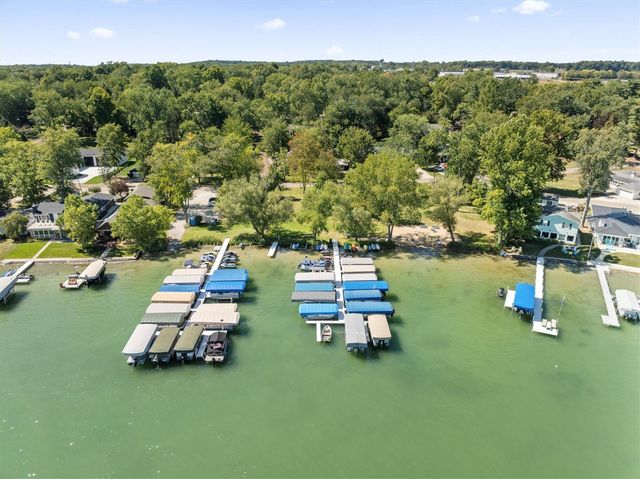 61140 Lenawee Road, Cassopolis, MI 49031