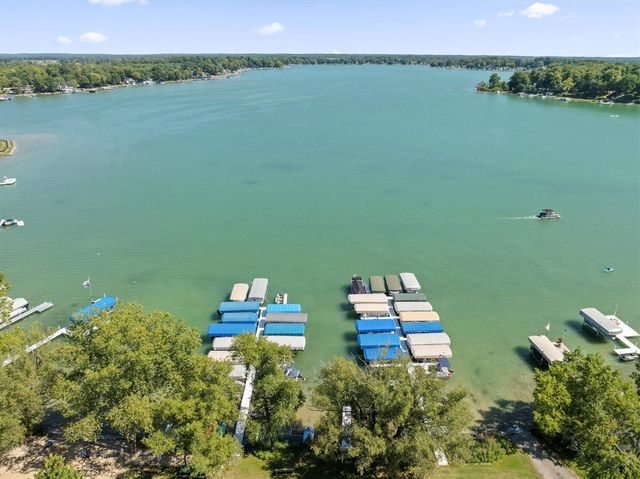 61140 Lenawee Road, Cassopolis, MI 49031