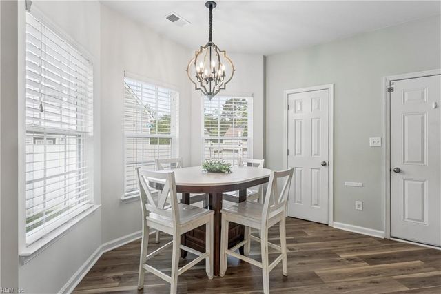 3763 Mariners DR, Hayes, VA 23072