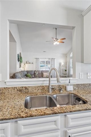 3763 Mariners DR, Hayes, VA 23072