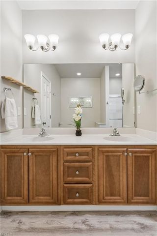 3763 Mariners DR, Hayes, VA 23072