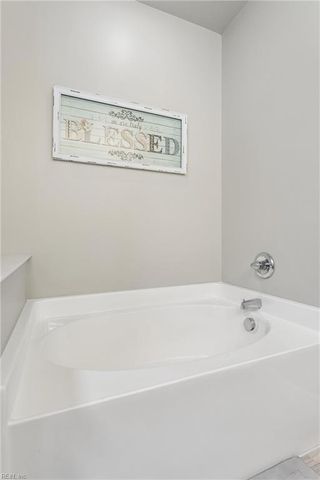 3763 Mariners DR, Hayes, VA 23072