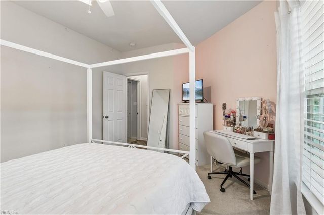 3763 Mariners DR, Hayes, VA 23072