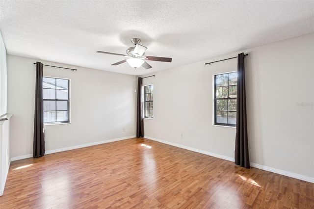 8002 SANDPOINT BOULEVARD, Orlando, FL 32819