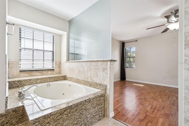 8002 SANDPOINT BOULEVARD, Orlando, FL 32819