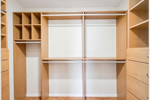 8002 SANDPOINT BOULEVARD, Orlando, FL 32819