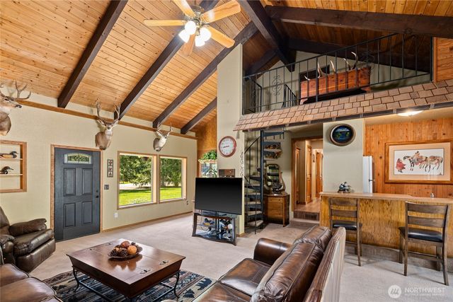 61 S Lake Cabins Road, Ronald, WA 98940