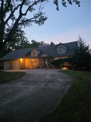 1220 NE Woods Chapel Road, Lee's Summit, MO 6464