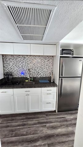 19201 Collins Ave 1124, Sunny Isles Beach, FL 33160