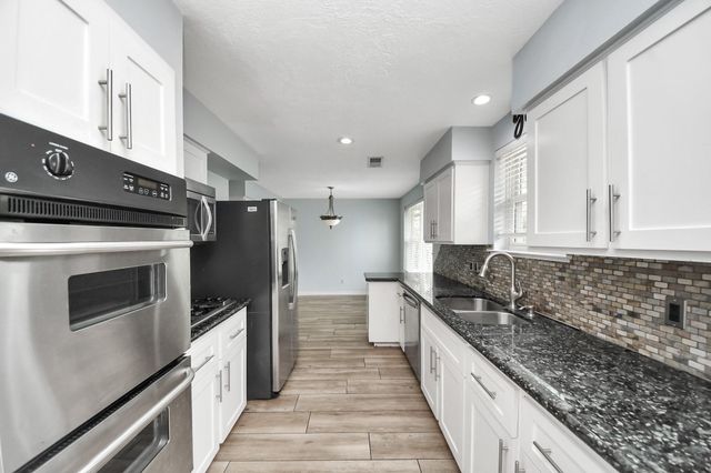 5954 Beaudry Drive, Houston, TX 77035