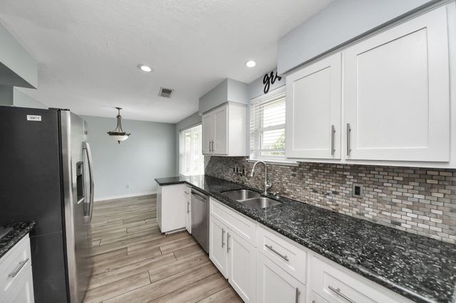 5954 Beaudry Drive, Houston, TX 77035