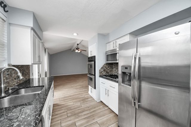 5954 Beaudry Drive, Houston, TX 77035