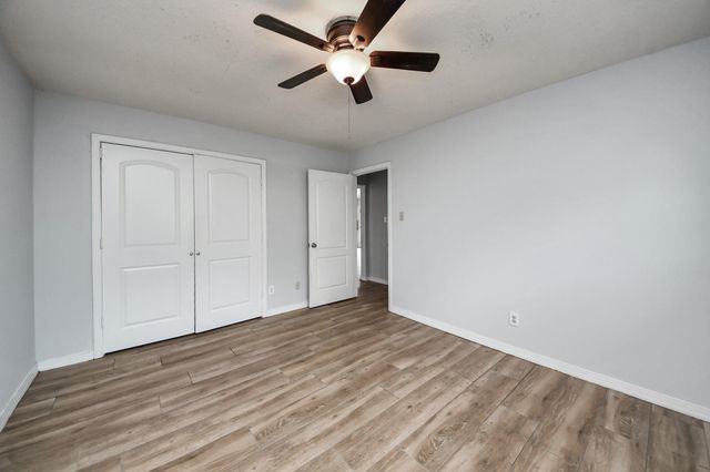 5954 Beaudry Drive, Houston, TX 77035