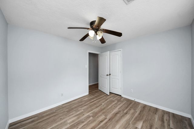 5954 Beaudry Drive, Houston, TX 77035