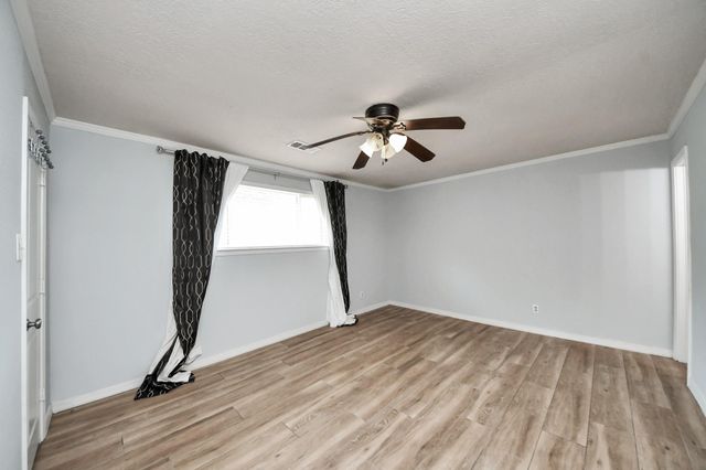 5954 Beaudry Drive, Houston, TX 77035