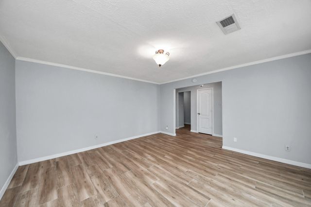 5954 Beaudry Drive, Houston, TX 77035