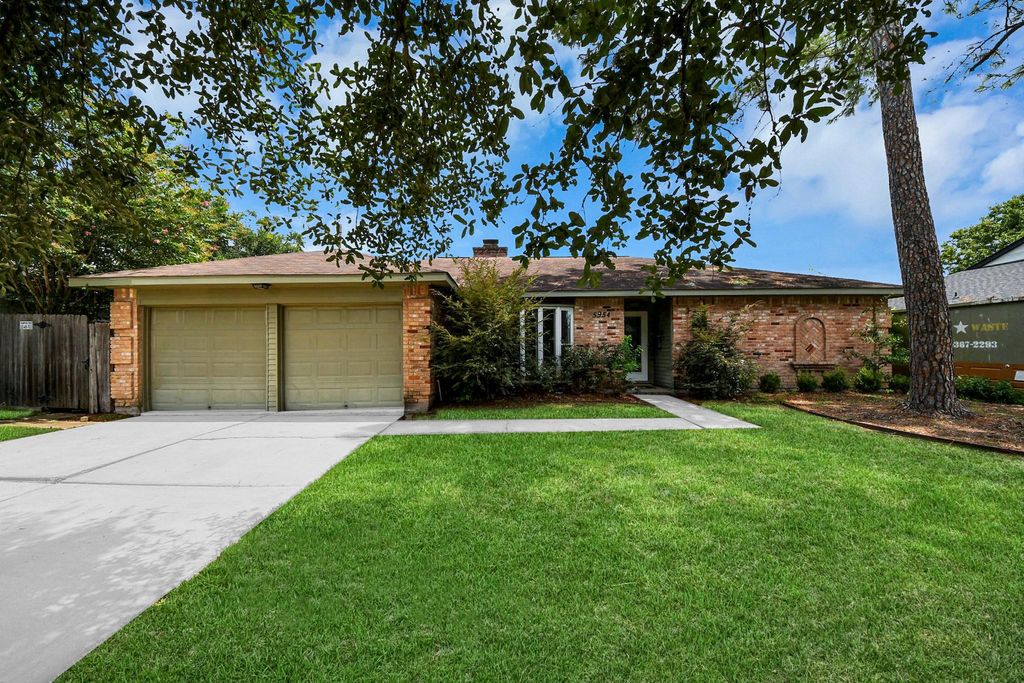 5954 Beaudry Drive, Houston, TX 77035