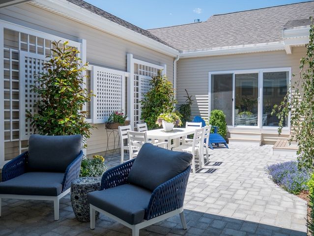 44 Outlook East 44, Plymouth, MA 02360