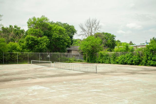 702 Old Settlers Trail 3, Hopkins, MN 55343