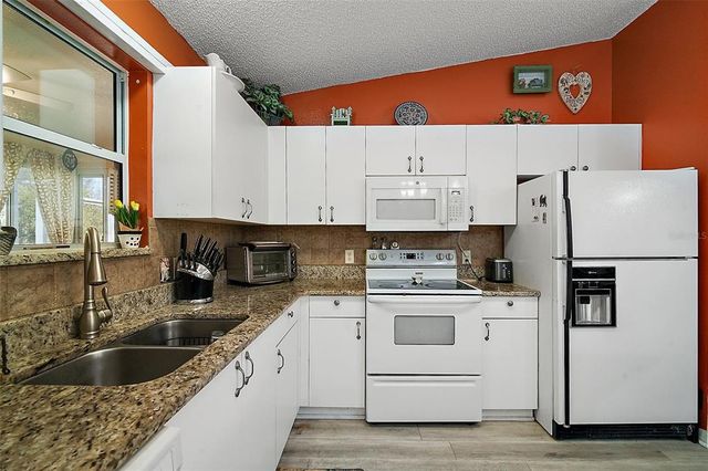 2538 PRIVADA DRIVE, The Villages, FL 32162