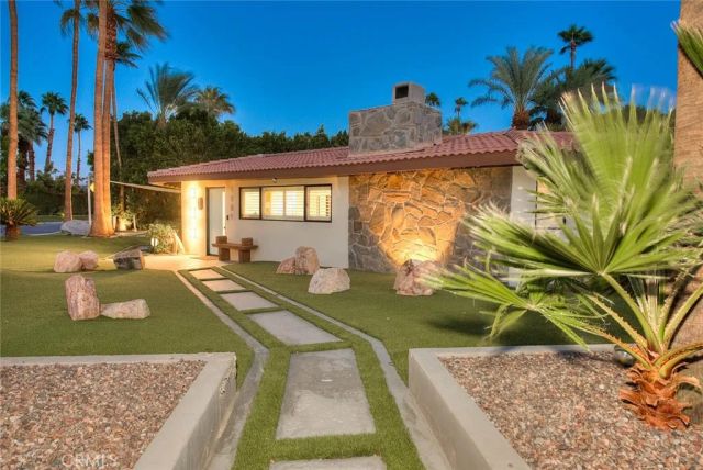 1281 Linda Vista, Palm Springs, CA 92262