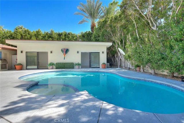 1281 Linda Vista, Palm Springs, CA 92262