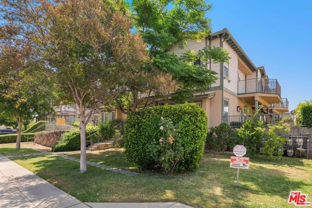 1128 W Duarte Road A, Arcadia, CA 91007