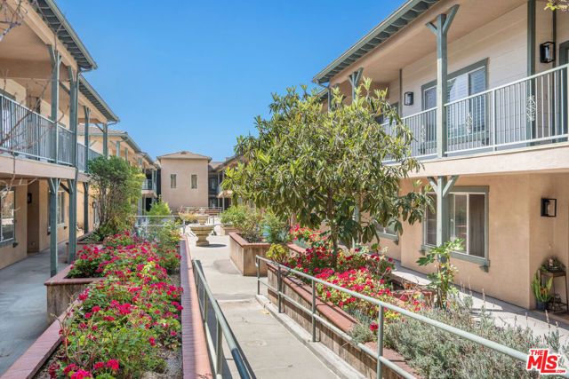 1128 W Duarte Road A, Arcadia, CA 91007