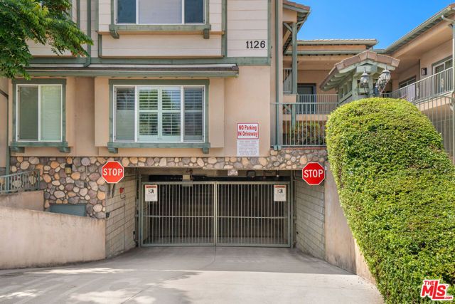 1128 W Duarte Road A, Arcadia, CA 91007