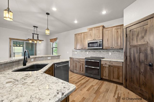 5825 INDIGO DR, Cheyenne, WY 82001