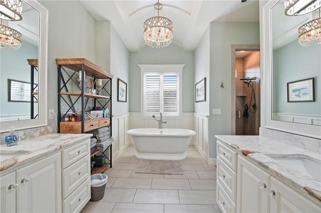 10423 W 168th Terrace, Overland Park, KS 66221