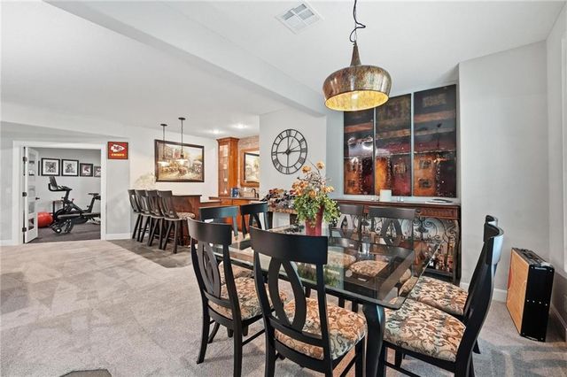 10423 W 168th Terrace, Overland Park, KS 66221