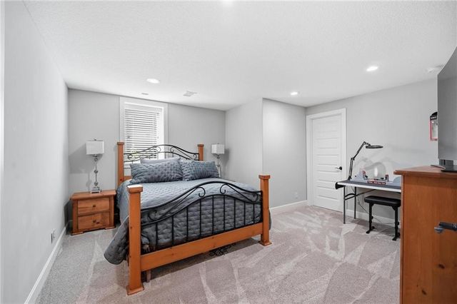 10423 W 168th Terrace, Overland Park, KS 66221