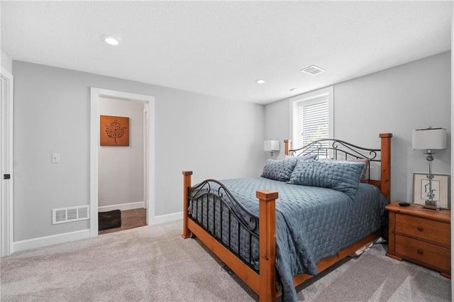 10423 W 168th Terrace, Overland Park, KS 66221